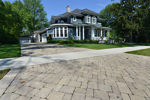 Best Best Driveway Pavers  in Belcourt, ND